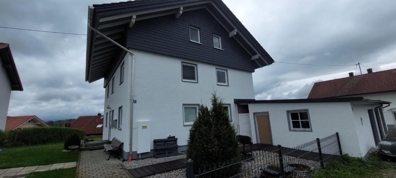 Green-Art-Living Fuer 3 Im Allgaeu Mit Queensize & Wifi Lauben  Exterior foto